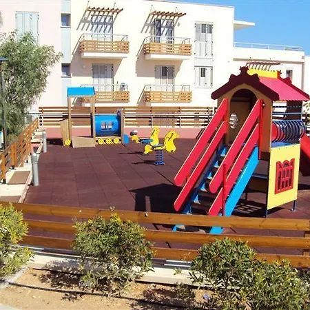 Apartment Amathusa Coastal Heights No. 103 *